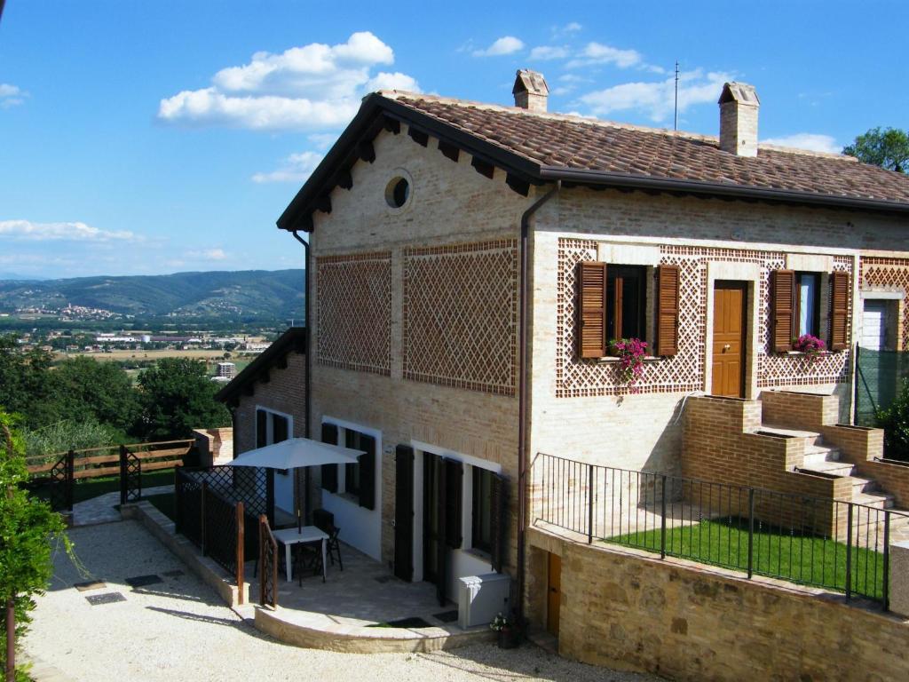 פרוג'ה Agriturismo Il Vecchio Mandorlo מראה חיצוני תמונה