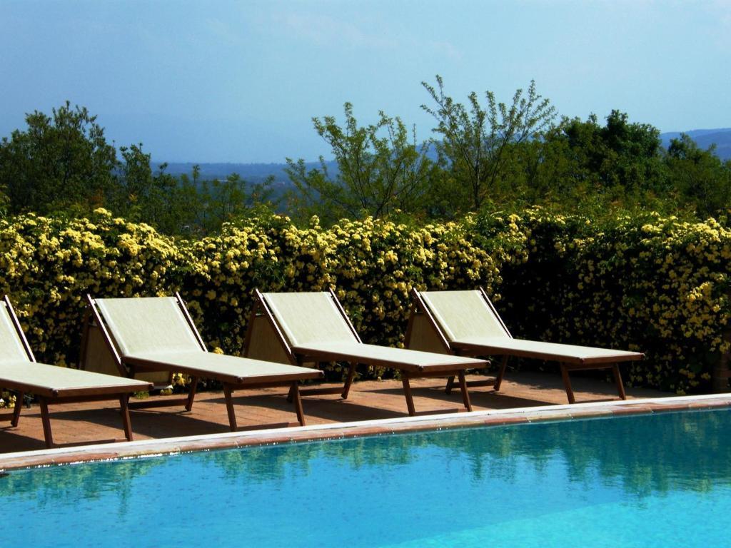 פרוג'ה Agriturismo Il Vecchio Mandorlo מראה חיצוני תמונה