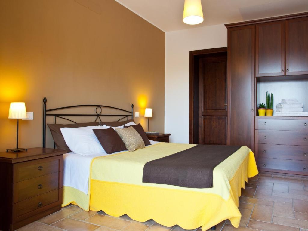 פרוג'ה Agriturismo Il Vecchio Mandorlo חדר תמונה